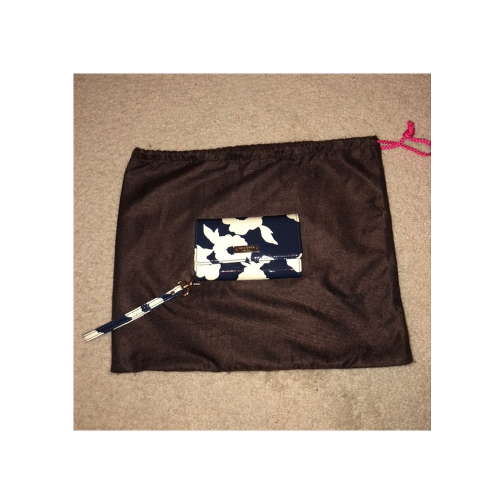 Kate Spade iPhone 5 Wristlet